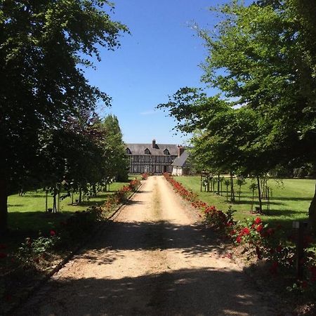 La Gloriette Gite Situe Dans La Propriete Dun Magnifique Manoir Vatteville Eksteriør bilde