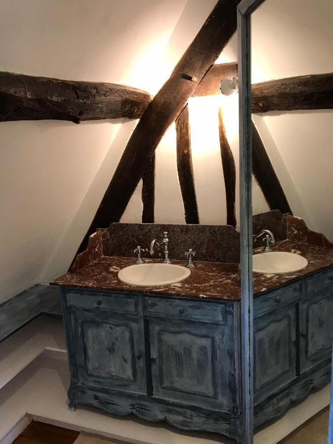 La Gloriette Gite Situe Dans La Propriete Dun Magnifique Manoir Vatteville Eksteriør bilde
