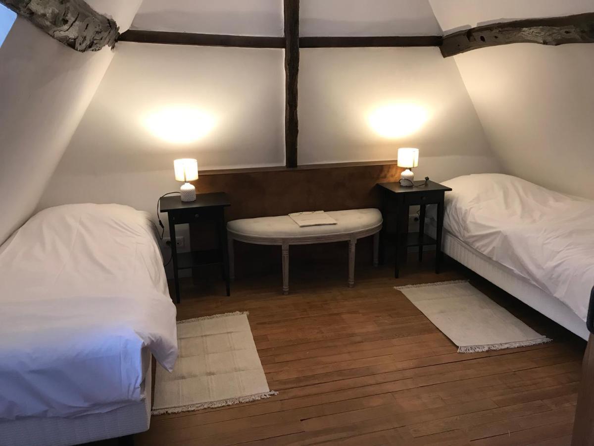 La Gloriette Gite Situe Dans La Propriete Dun Magnifique Manoir Vatteville Eksteriør bilde