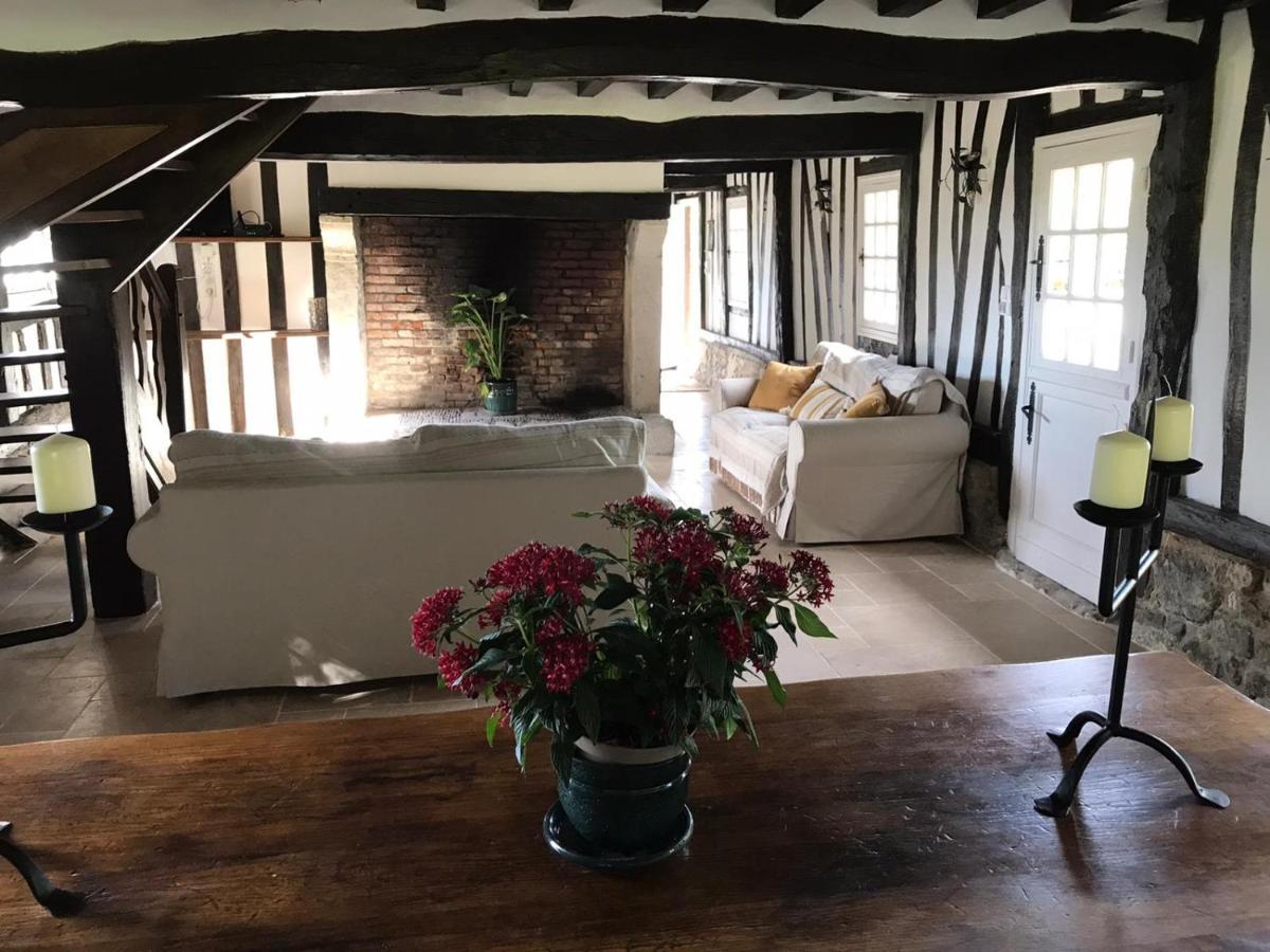 La Gloriette Gite Situe Dans La Propriete Dun Magnifique Manoir Vatteville Eksteriør bilde